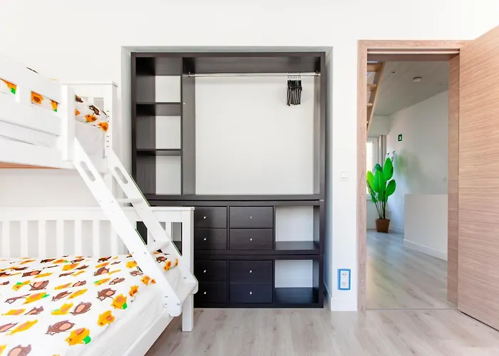 Tintin A La 4 Star For Families & Friends Holiday home *